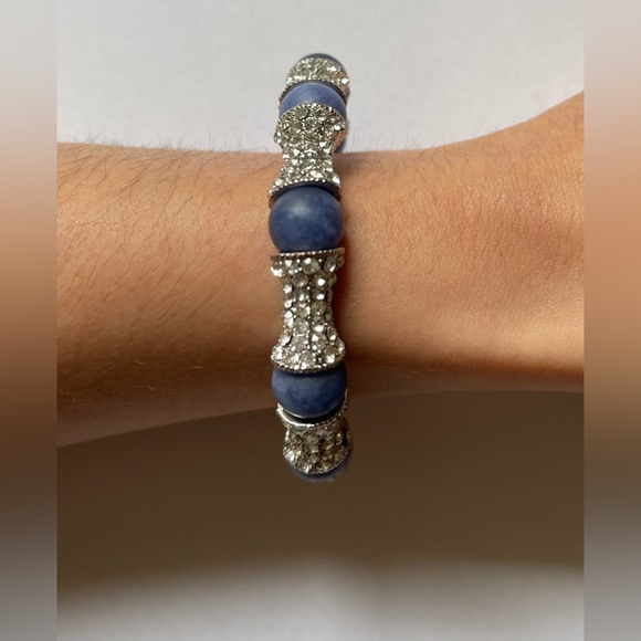 Hand Crafted Silver Diamond and Blue Glass Bead Bracelet - Picture 4 of 10